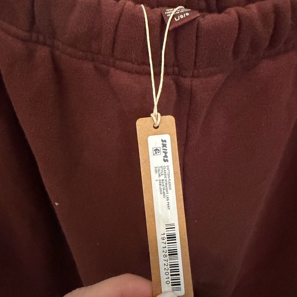 Burgundy sweat set! Swipe to see pants - Picture 4 of 4